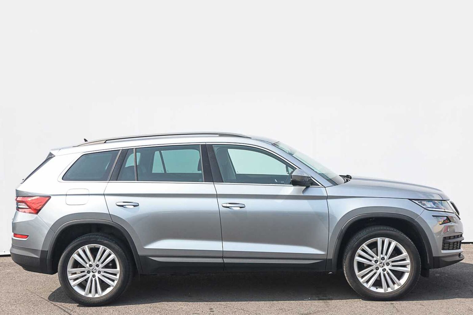 SKODA Kodiaq 1.5 TSI (150ps) 4X4 SE L (5 seats) ACT DSG