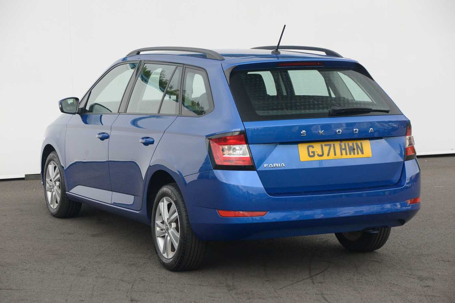 SKODA Fabia 1.0 TSI SE (95PS) DSG 5-Dr Estate