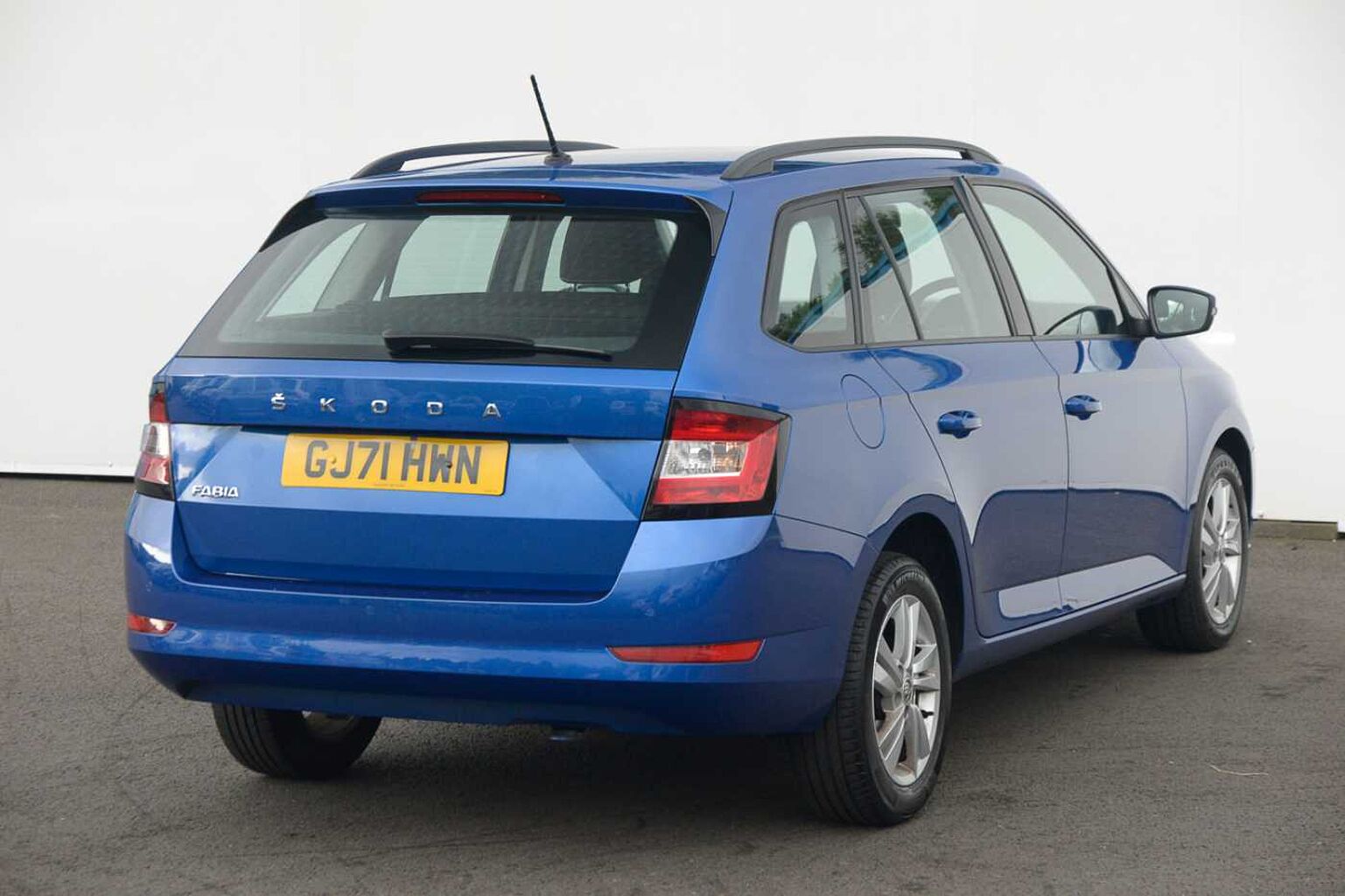 SKODA Fabia 1.0 TSI SE (95PS) DSG 5-Dr Estate