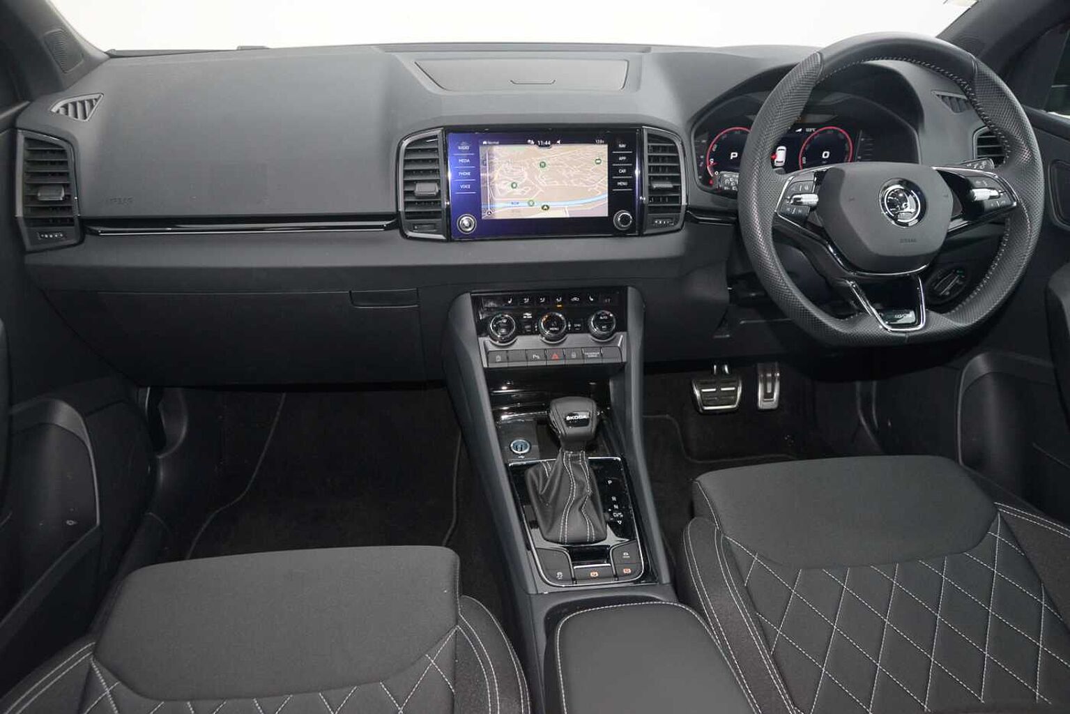 SKODA Karoq SUV 1.5 TSI (150ps) SportLine ACT