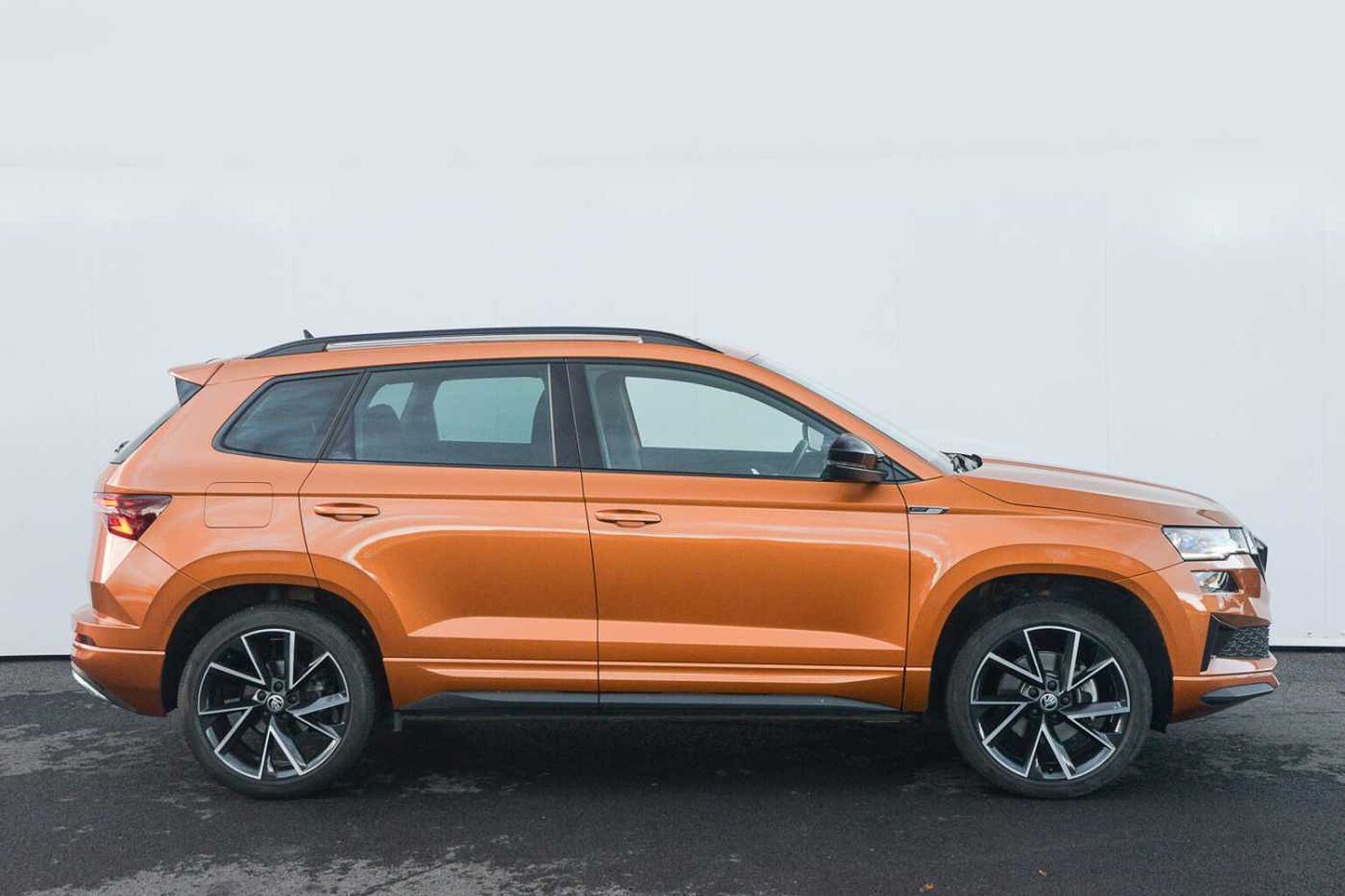 SKODA Karoq SUV 2.0 TSI (190ps) 4X4 SportLine DSG