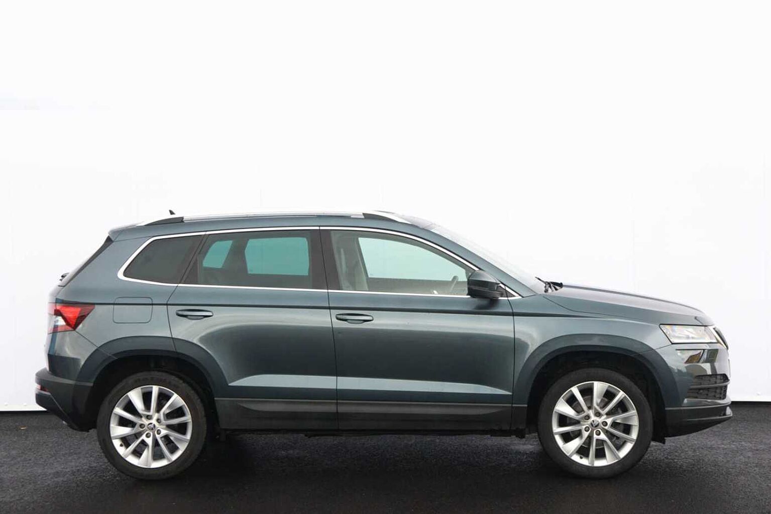 SKODA Karoq SUV 1.5 TSI (150ps) SE L