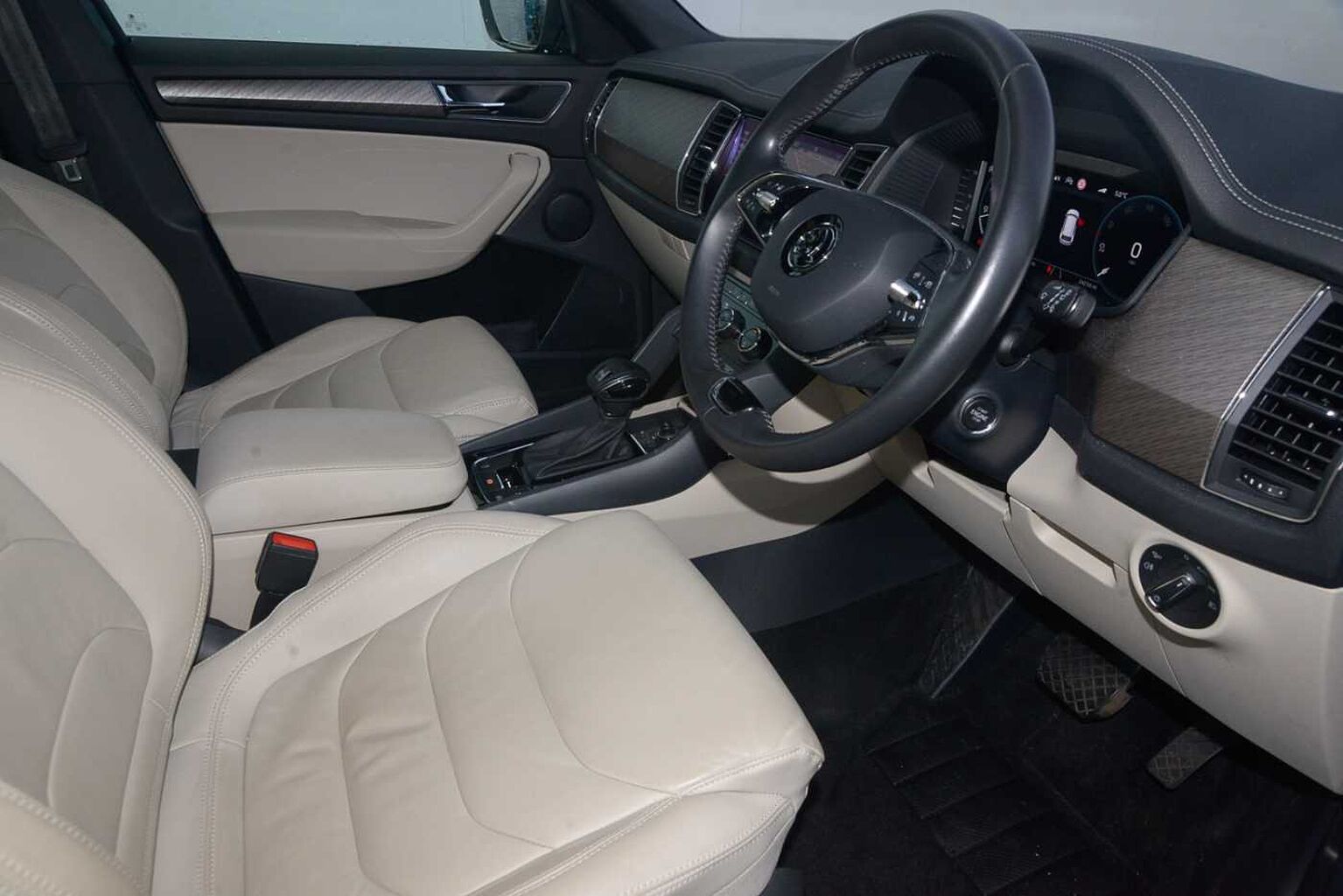 SKODA Kodiaq 1.5 TSI (150ps) SE L (7 seats) ACT DSG SUV