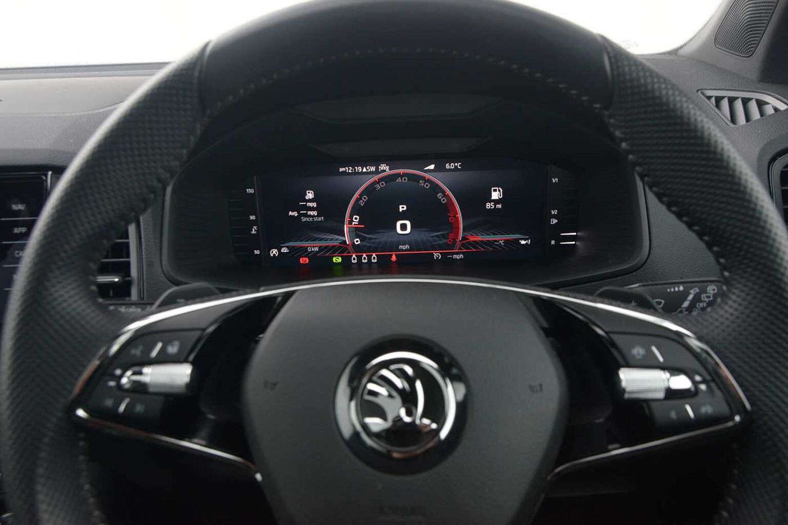 SKODA Karoq SUV 1.5 TSI (150ps) SportLine ACT