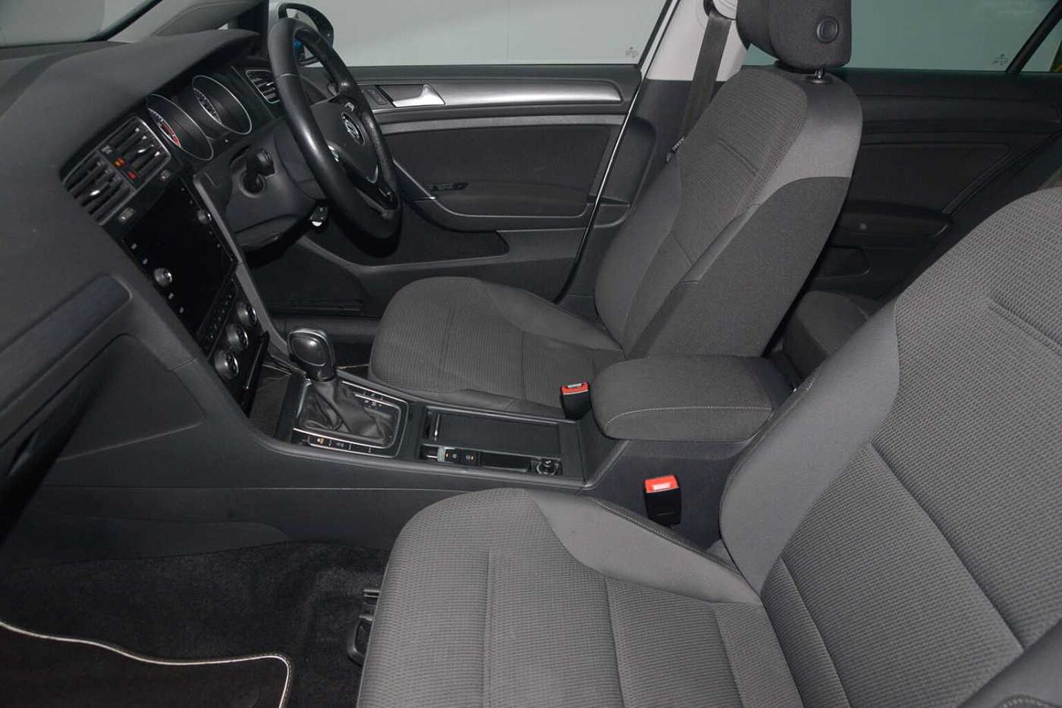 Volkswagen Golf MK7 Facelift 1.5 TSI (150ps) Match EVO Estate