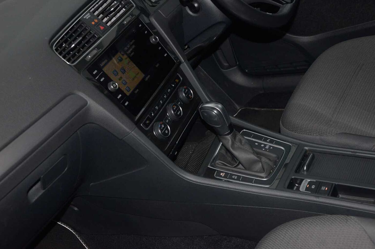 Volkswagen Golf MK7 Facelift 1.5 TSI (150ps) Match EVO Estate