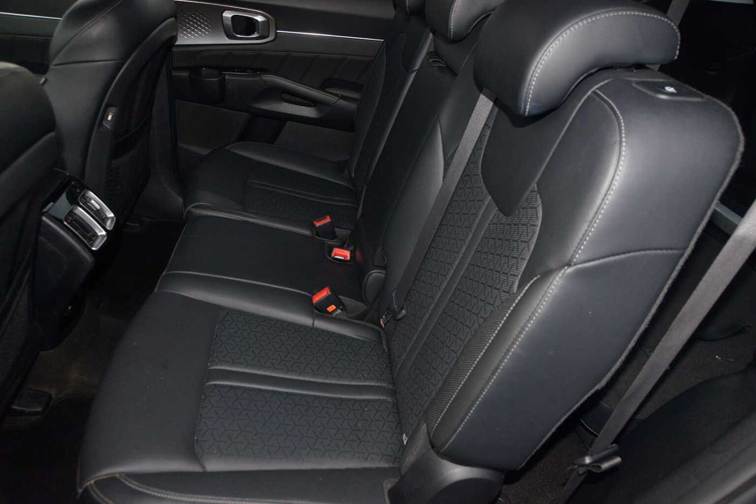 Kia Sorento 1.6 T-GDi (226bhp) AWD 3 HEV