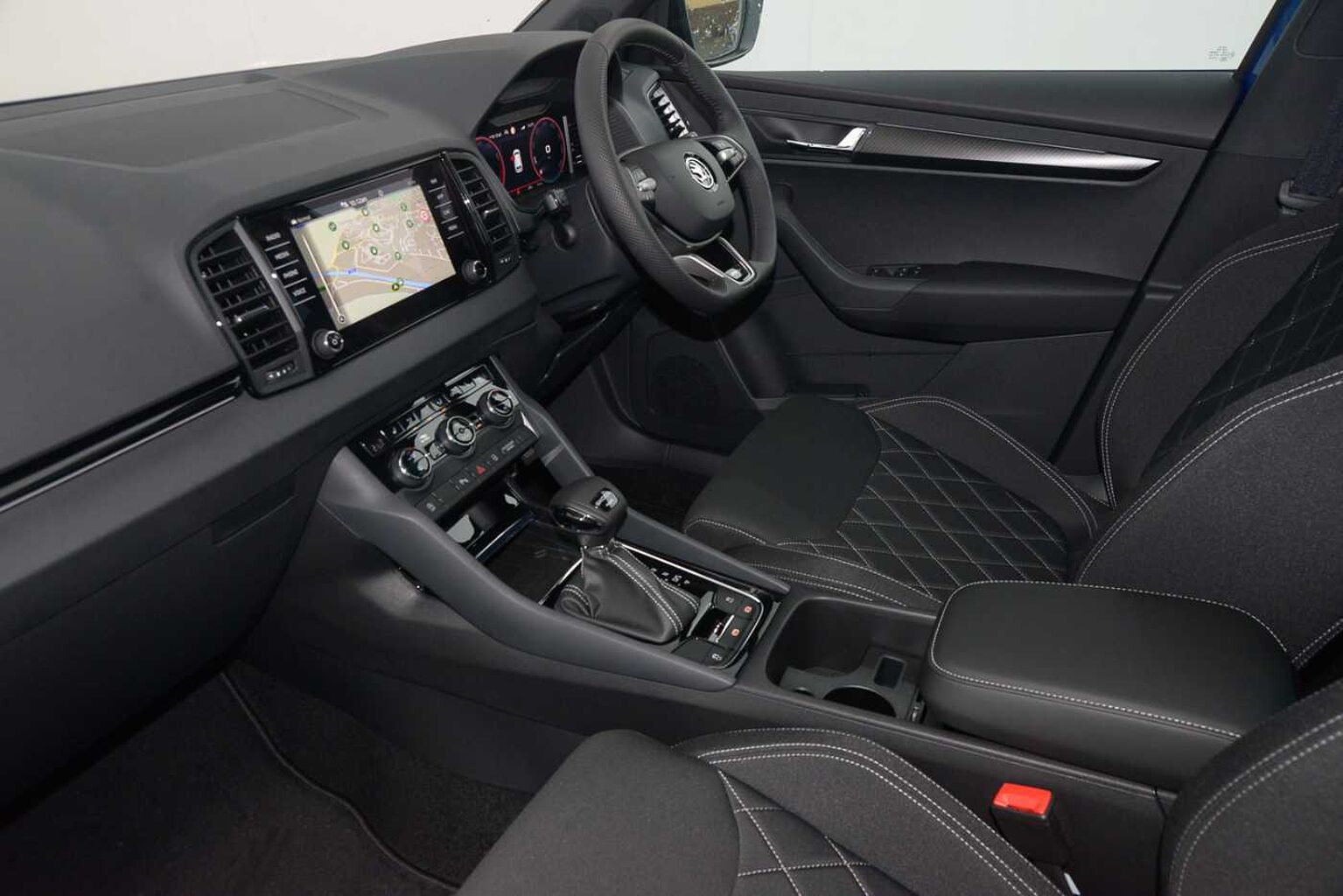 SKODA Karoq SUV 2.0 TSI (190ps) 4X4 SportLine DSG