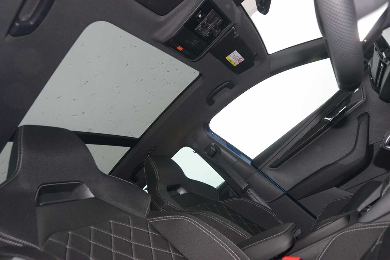 SKODA Karoq SUV 2.0 TSI (190ps) 4X4 SportLine DSG