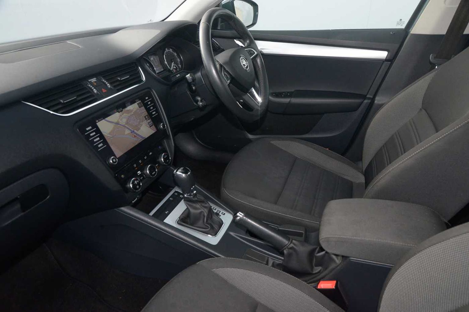 SKODA Octavia Hatchback 1.6 TDI SE Tech SCR 115ps DSG